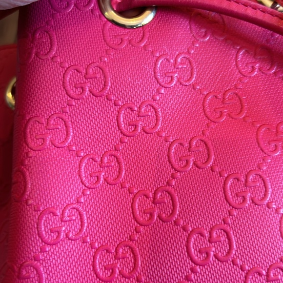 Stunning Gucci GG Guccissima Studded Bucket Bag - Picture 15 of 16